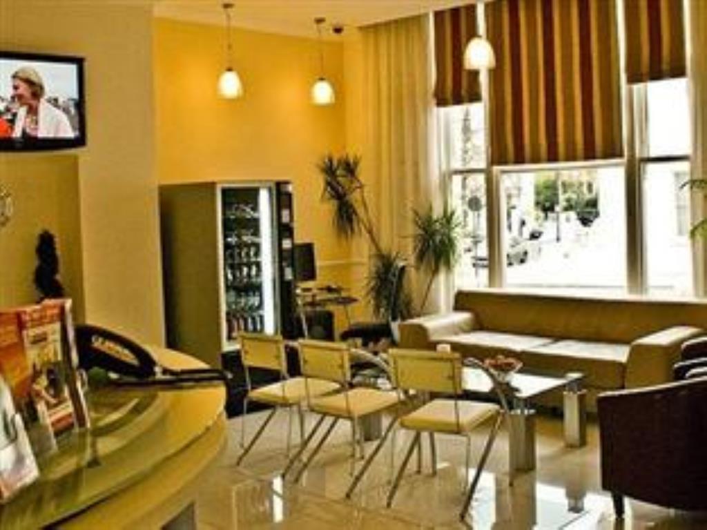 Lih Hotel Лондон Екстериор снимка