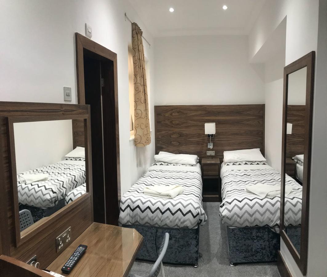 Lih Hotel Лондон Екстериор снимка
