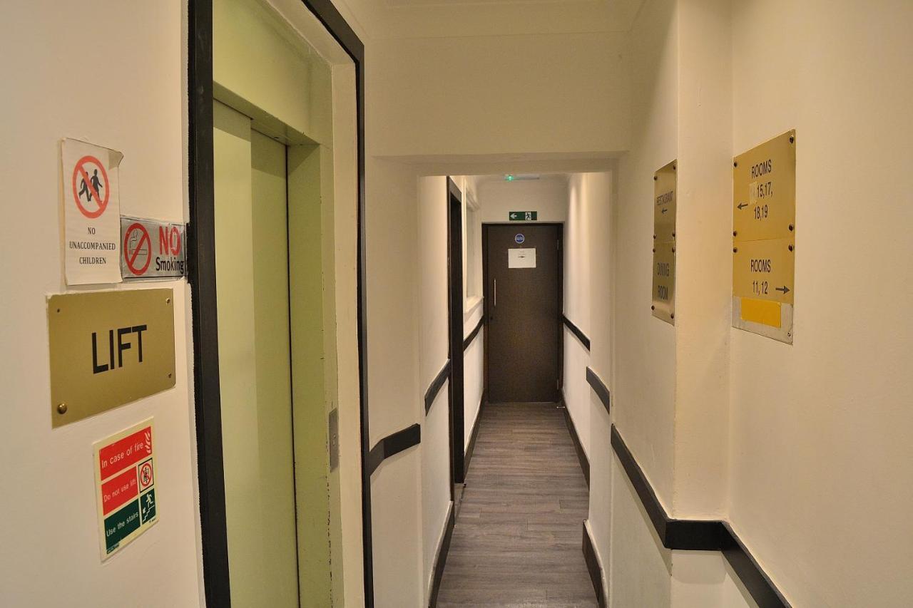 Lih Hotel Лондон Екстериор снимка